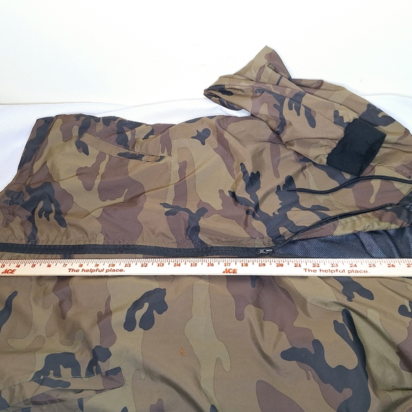 Molokai Surf Co. Camouflage windbreaker size XL. - Picture 4 of 9